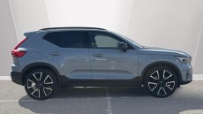 Volvo XC40 2.0 B4P Ultra Dark 5dr Auto Petrol Estate